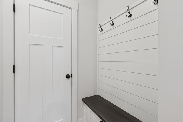 8689 Deerwood Lane N, Maple Grove, MN 55369