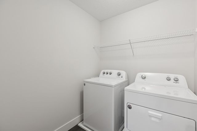 8689 Deerwood Lane N, Maple Grove, MN 55369