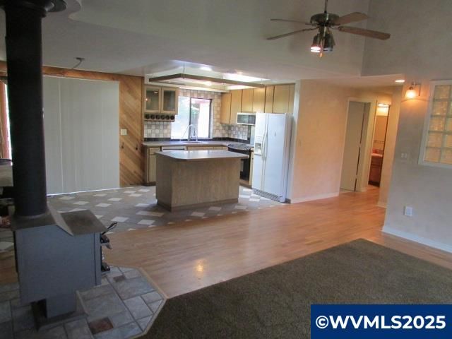 10285 S Rosewood Wy, Molalla, OR 97038