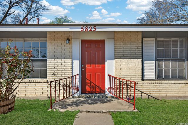 5823 Castle Brook, San Antonio, TX 78218