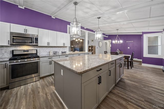 7628 Joseph Drive, Clay, NY 13212