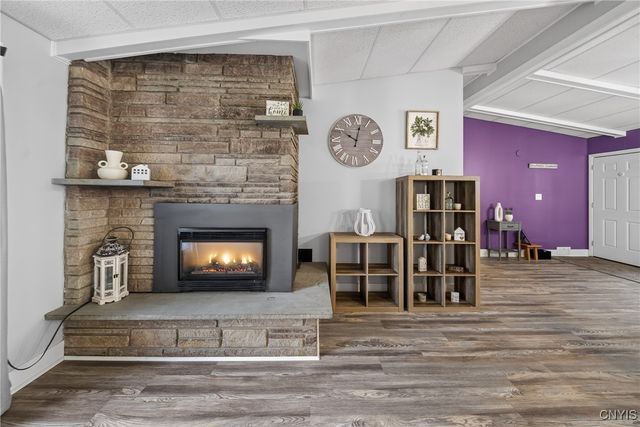 7628 Joseph Drive, Clay, NY 13212