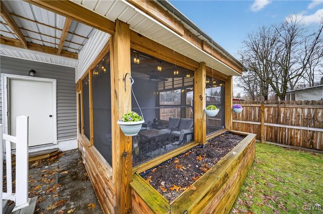 7628 Joseph Drive, Clay, NY 13212