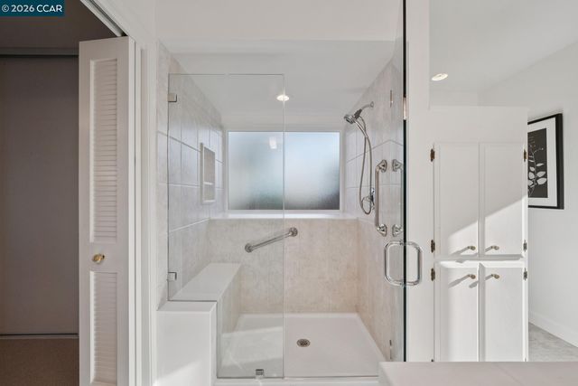 300 Constance Place, Moraga, CA 94556