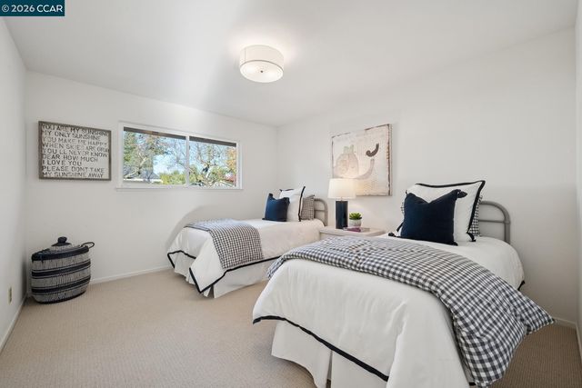 300 Constance Place, Moraga, CA 94556