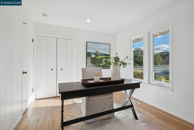 300 Constance Place, Moraga, CA 94556