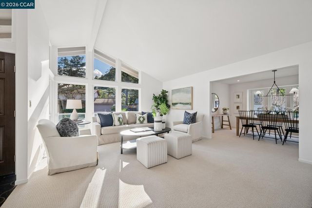 300 Constance Place, Moraga, CA 94556