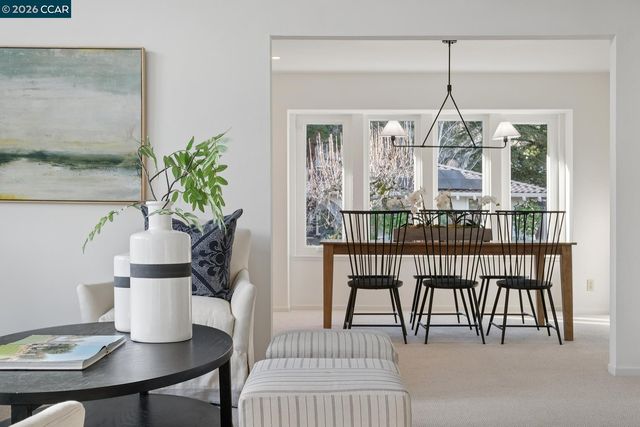 300 Constance Place, Moraga, CA 94556