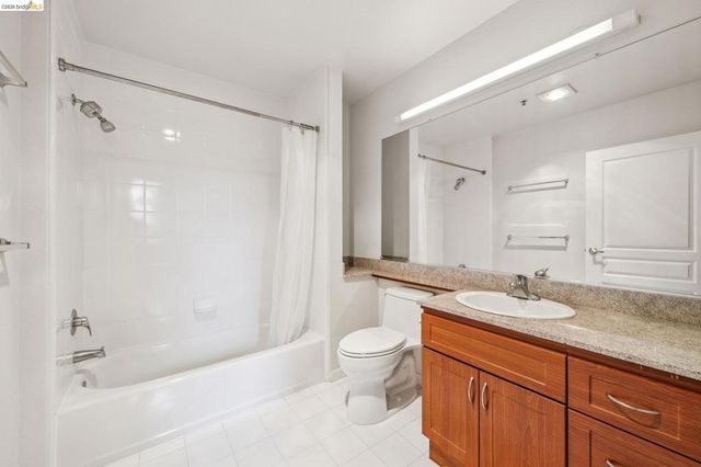 5855 Horton Street 613, Emeryville, CA 94608