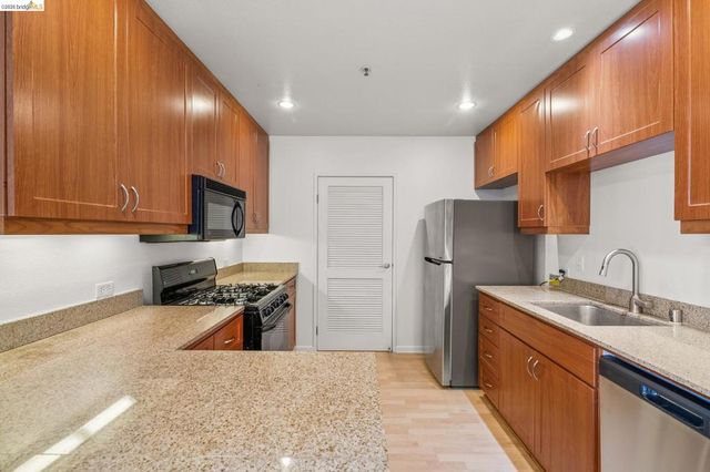 5855 Horton Street 613, Emeryville, CA 94608