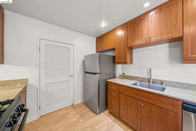 5855 Horton Street 613, Emeryville, CA 94608