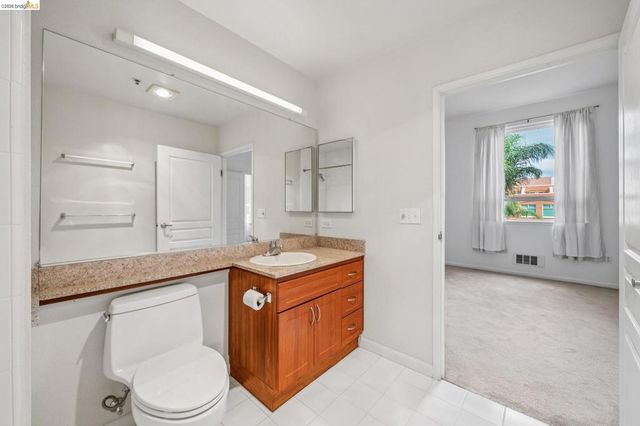 5855 Horton Street 613, Emeryville, CA 94608