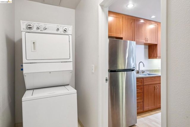 5855 Horton Street 613, Emeryville, CA 94608