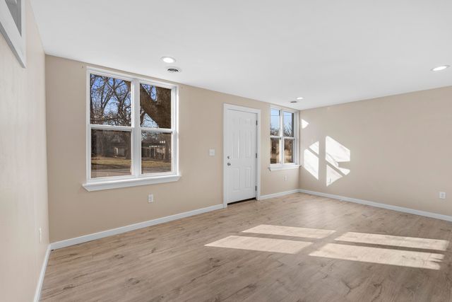 510 N Colorado Street, Nevada, MO 64772