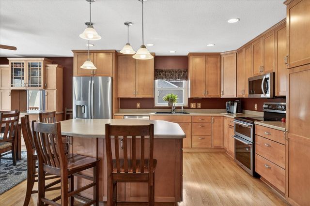 10029 Dogwood Street NW, Coon Rapids, MN 55448