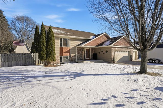 10029 Dogwood Street NW, Coon Rapids, MN 55448