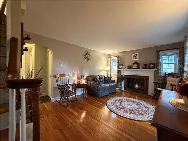 329 Pullen Avenue, Pawtucket, RI 02861