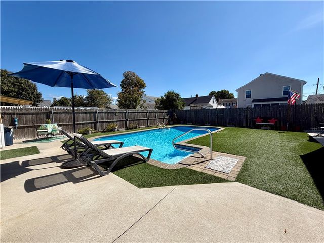 329 Pullen Avenue, Pawtucket, RI 02861