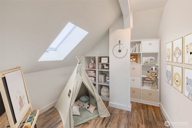 25710 Pacific St, Black Diamond, WA 98010