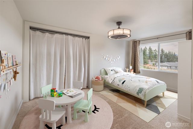 25710 Pacific St, Black Diamond, WA 98010