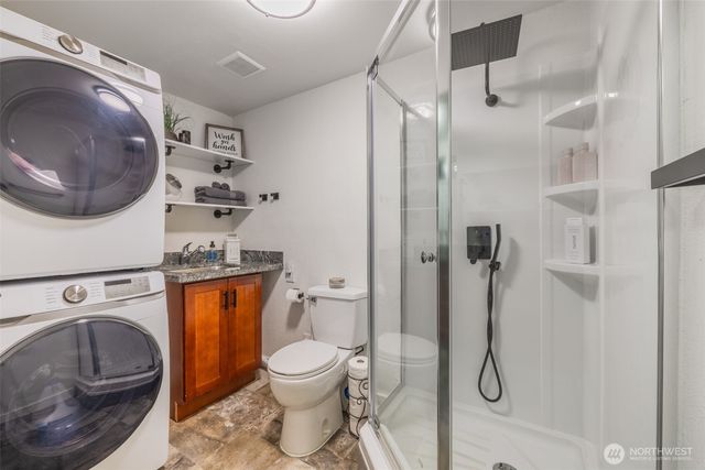 25710 Pacific St, Black Diamond, WA 98010