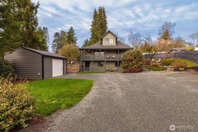 25710 Pacific St, Black Diamond, WA 98010