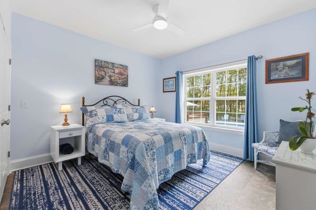 33 Deer Moss Ct., Pawleys Island, SC 29585