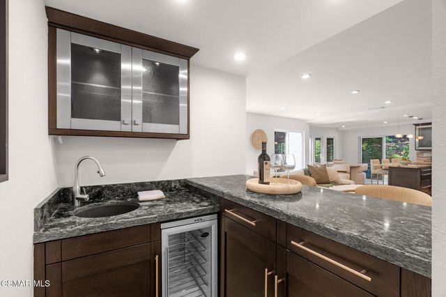 4359 Park Alisal, Calabasas, CA 91302