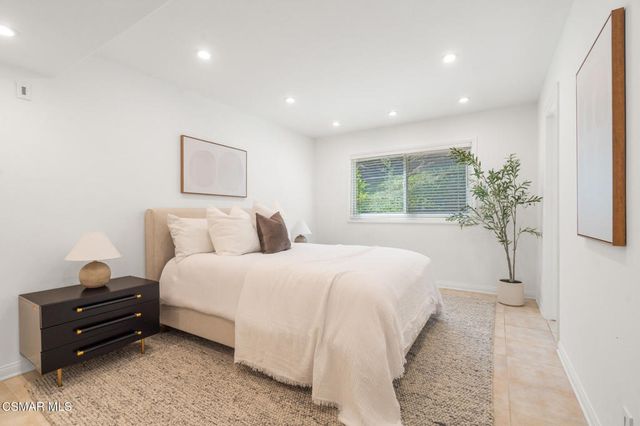 4359 Park Alisal, Calabasas, CA 91302