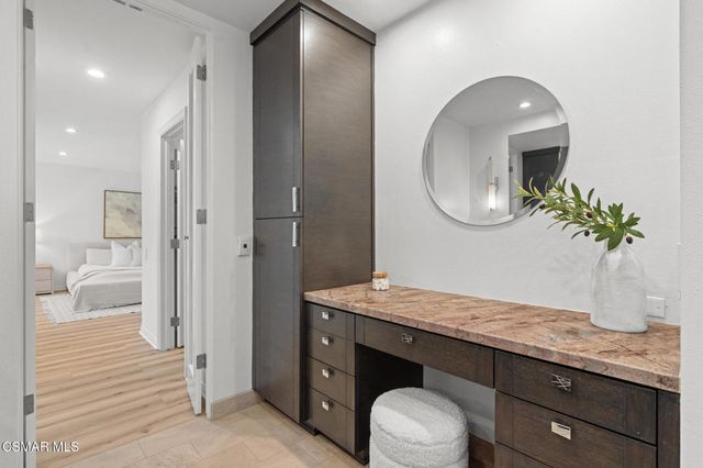 4359 Park Alisal, Calabasas, CA 91302