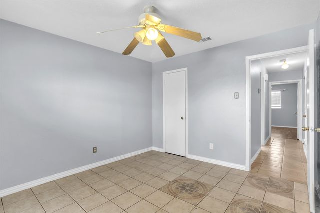 111 Skylark Street, Mesquite, TX 75149