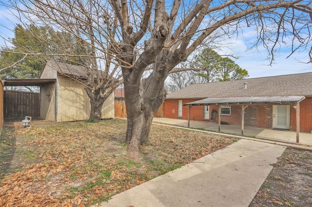 111 Skylark Street, Mesquite, TX 75149