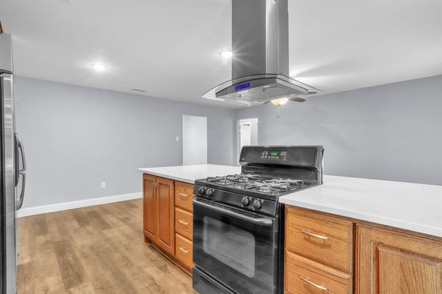 111 Skylark Street, Mesquite, TX 75149