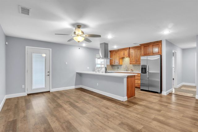 111 Skylark Street, Mesquite, TX 75149