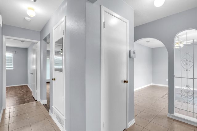 111 Skylark Street, Mesquite, TX 75149