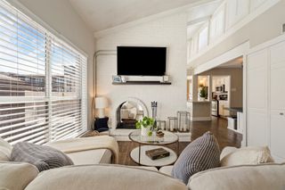 5916 Sandhurst Lane 225, Dallas, TX 75206
