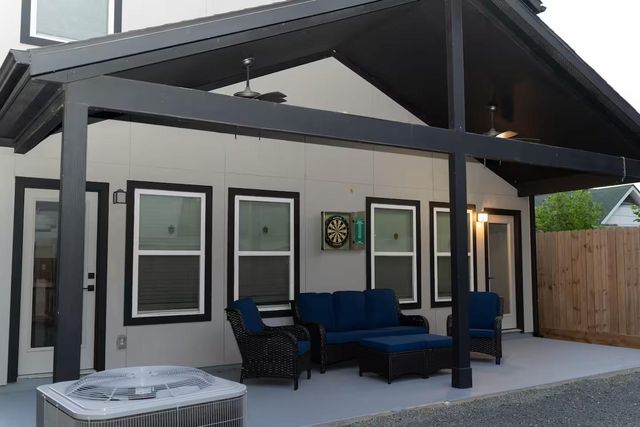 7925 Brandon Street A, Houston, TX 77051