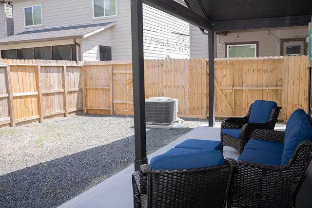 7925 Brandon Street A, Houston, TX 77051