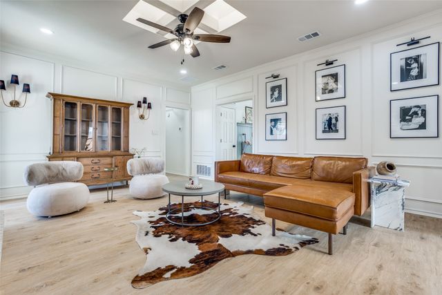 1526 Ginger Drive, Carrollton, TX 75007