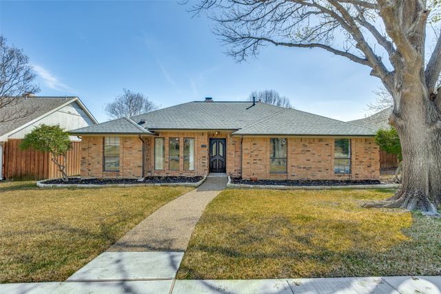 1526 Ginger Drive, Carrollton, TX 75007