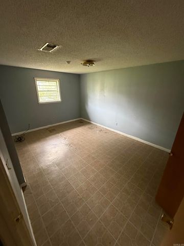 3 Mockingbird, Pine Bluff, AR 71603