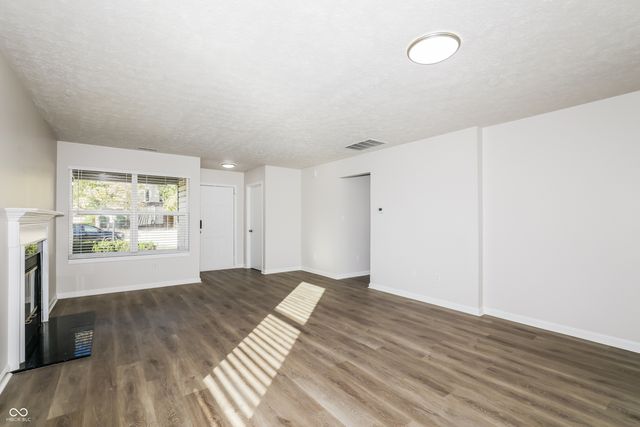 11115 Dura Drive, Indianapolis, IN 46229