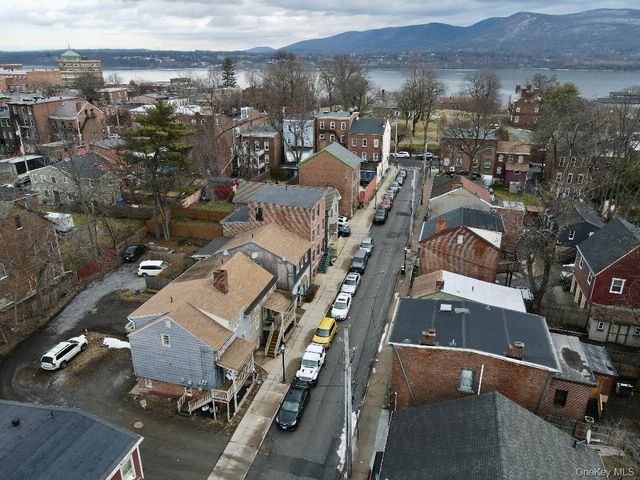 22 E Parmenter Street, Newburgh, NY 12550