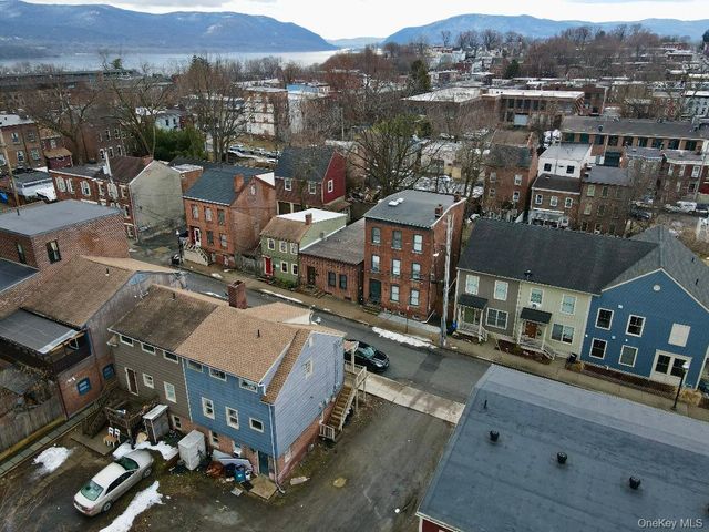 22 E Parmenter Street, Newburgh, NY 12550