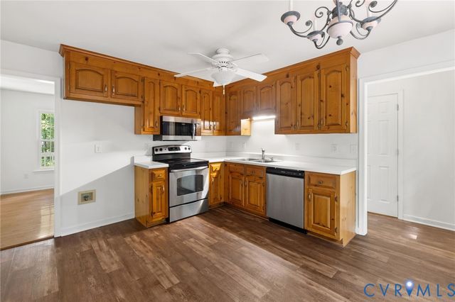 11517 Corte Castle Rd, Chesterfield, VA 23838