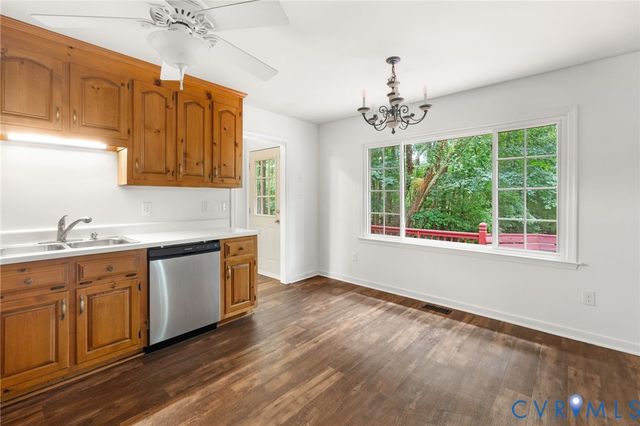 11517 Corte Castle Rd, Chesterfield, VA 23838
