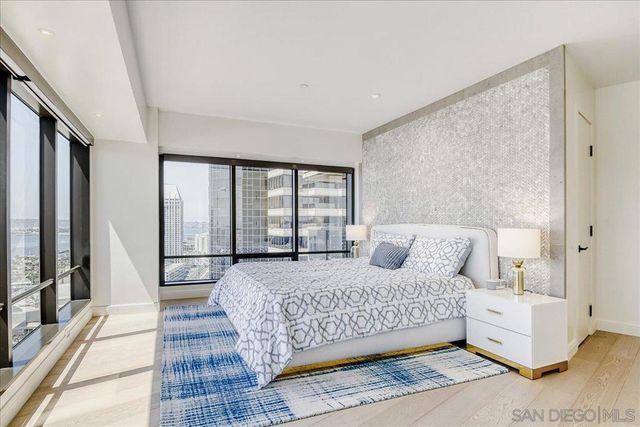 200 Harbor Drive 2602, San Diego, CA 92101