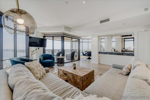 200 Harbor Drive 2602, San Diego, CA 92101