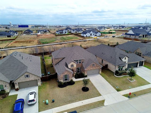 2073 Cloverfern Way, Haslet, TX 76052