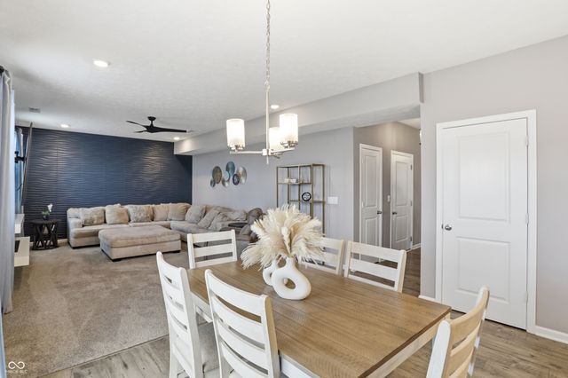181 Thorpe Drive, Whiteland, IN 46184